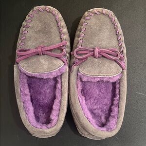 L.L.Bean Wicked Good Suede Moccasin Slippers Grey Purple Kids Size 11